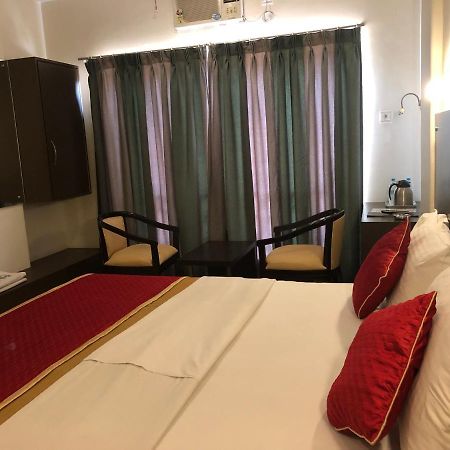 Resort Silver Hills Lonavala Eksteriør billede