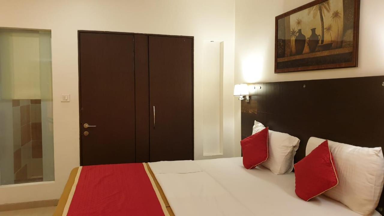 Resort Silver Hills Lonavala Eksteriør billede