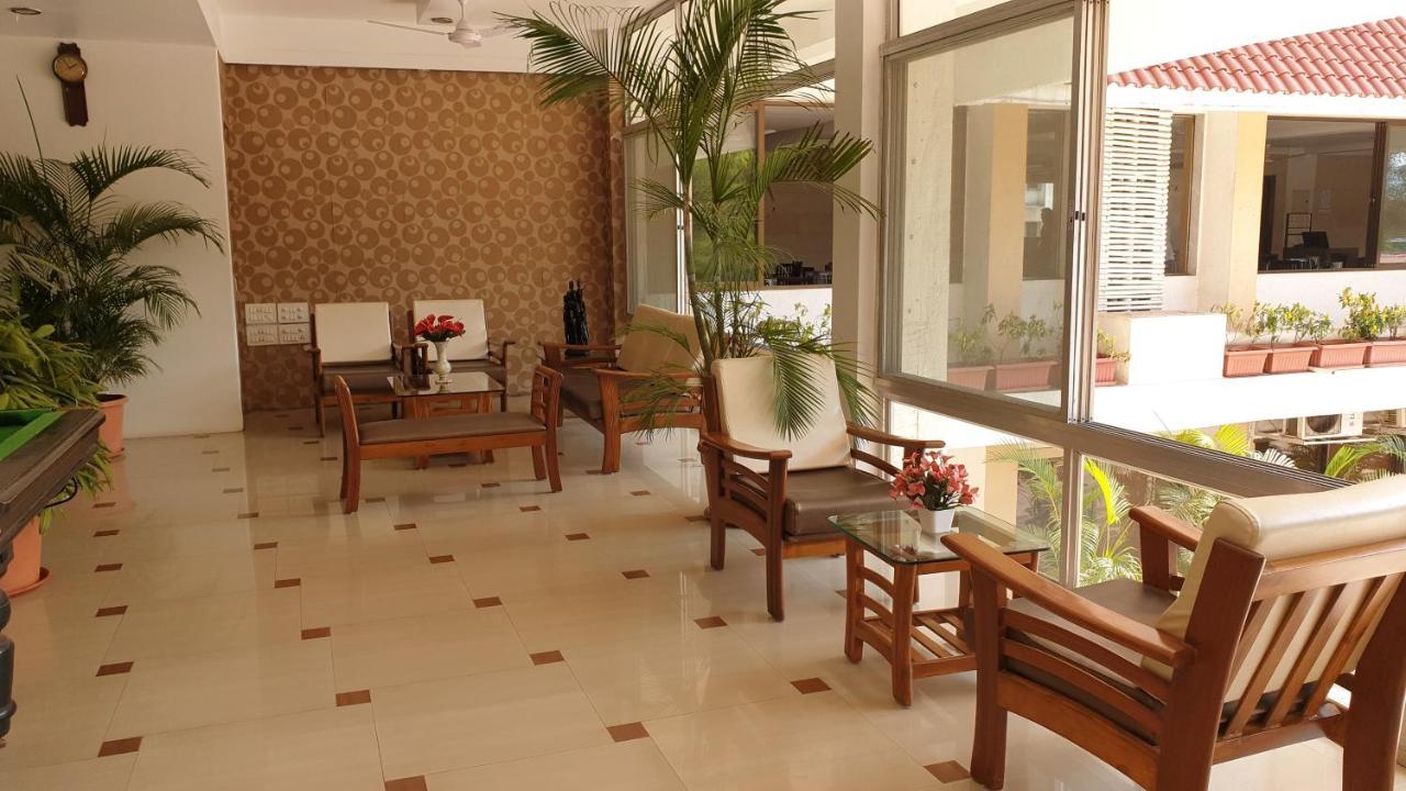 Resort Silver Hills Lonavala Eksteriør billede